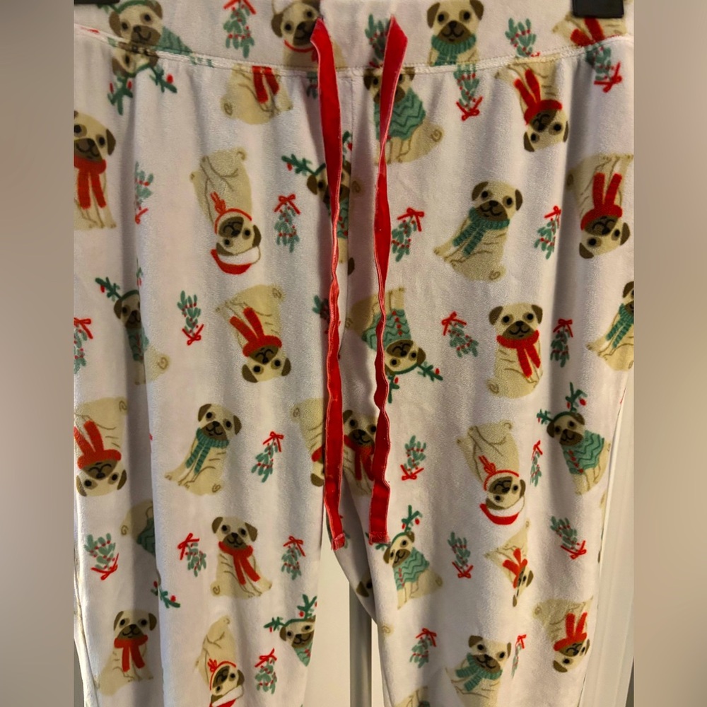 Tabitha Webb Sleepwear Adorable Christmas Pug Fleece Jogger Pajama Pants Small